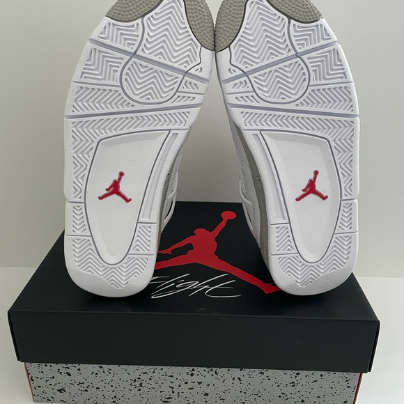 Air Jordan 4 Retro GS White Oreo/ Tech White - Picture 9 of 10